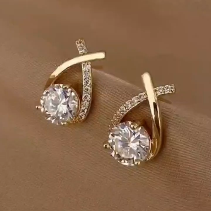 Pair of Elegant Golden-Tone Cross-Design Stud Earrings with Sparkling Cubic Zirconia